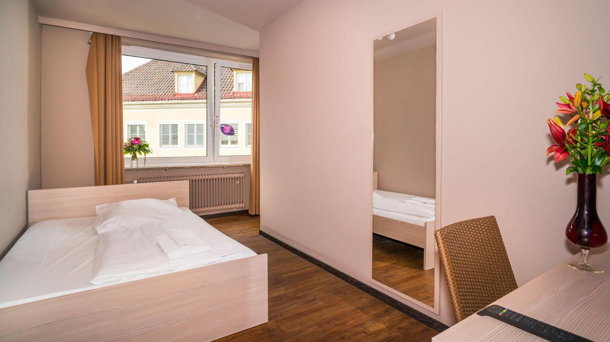 Albergue Smart - *